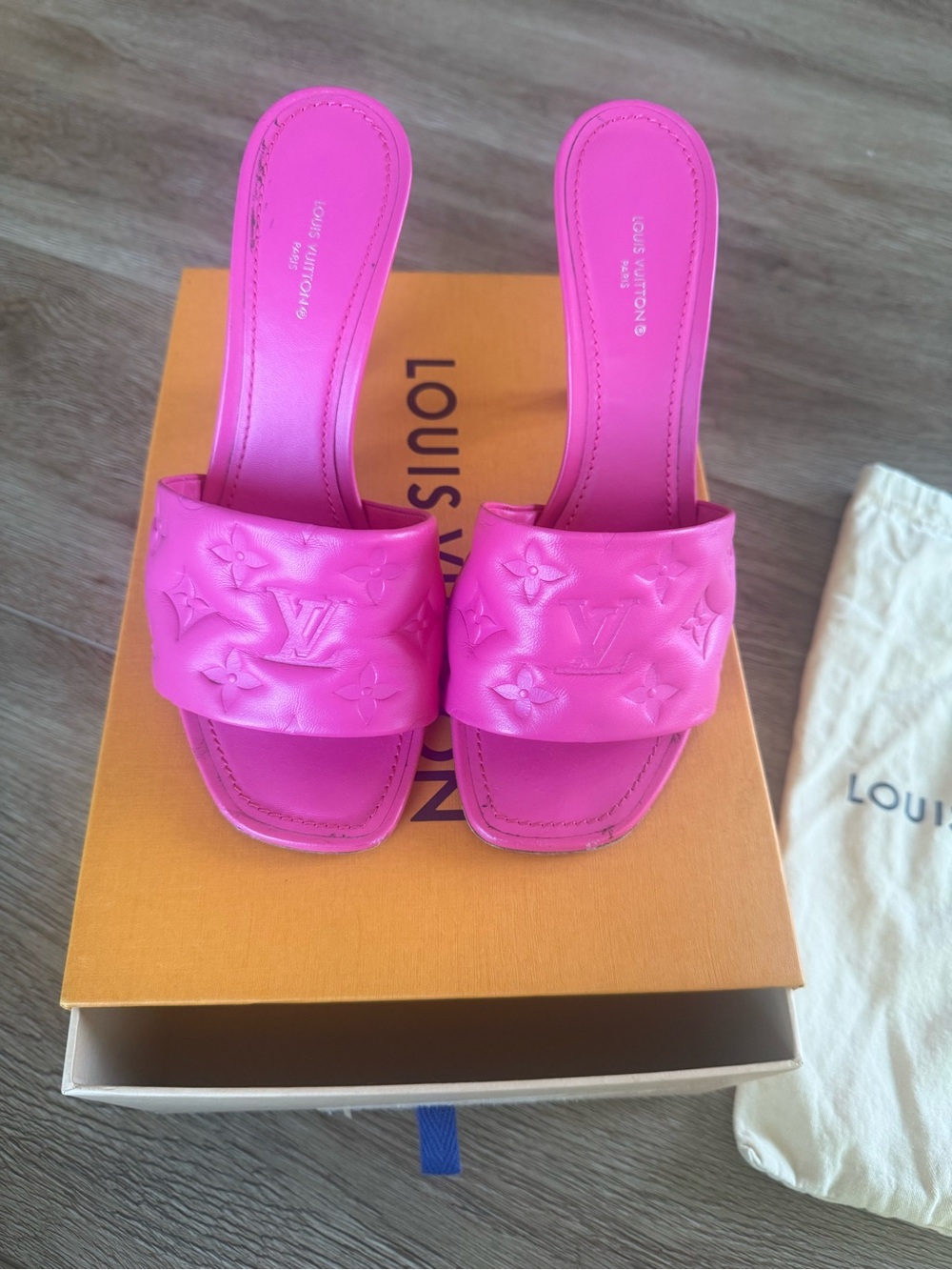 Louis Vuitton Fuchsia Monogram Padded Slide Mule heels  “Revival” EU 39